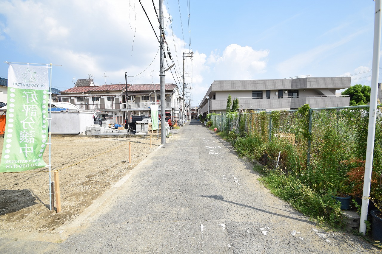 新築一戸建　住道矢田4　3区画